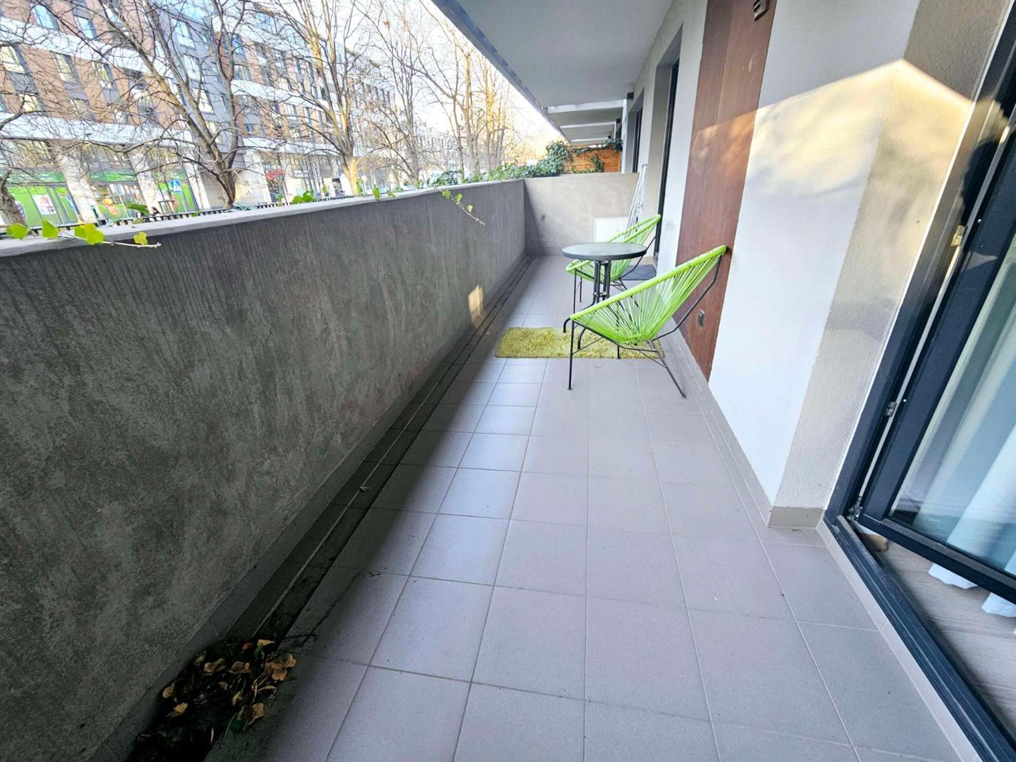 First - Green Zoliborz Apartment 6 Warszawa Exteriör bild